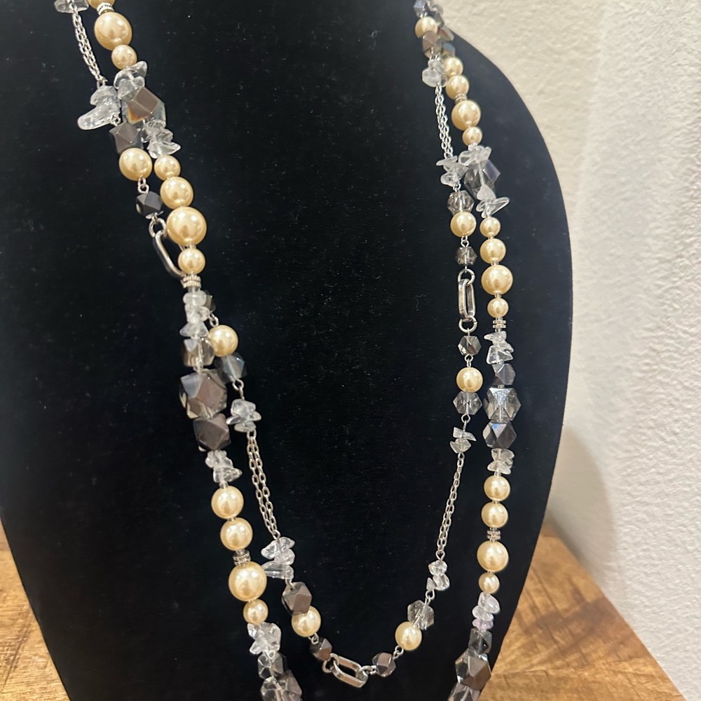 Coldwater creek Elegant Pearl and Crystal Jewelry Set necklace earrings - Picture 4 of 5